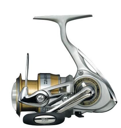 Катушка безынерционная Daiwa "12 Crest" 2500. Фото №2