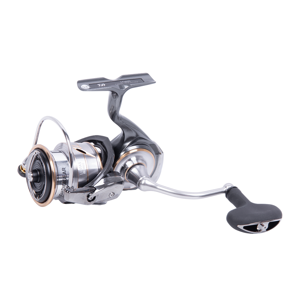 Катушка безынерционная DAIWA 20 Luvias LT3000. Фото №1