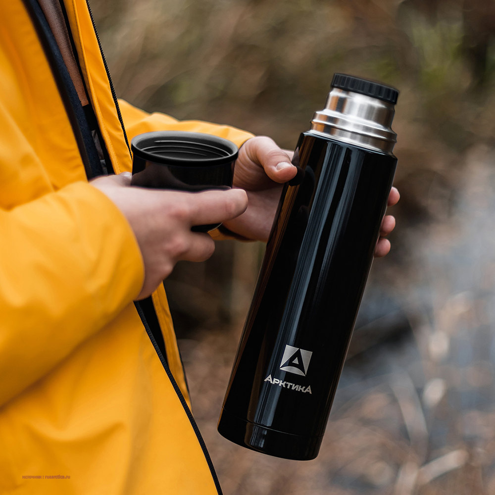Термос "Арктика", бытовой вакуумный (для напитков) ,1000 мл, (чёрный оникс, глянцевый). Фото №5 Термос "Арктика", бытовой вакуумный (для напитков) ,1000 мл, (чёрный оникс, глянцевый). Фото №5