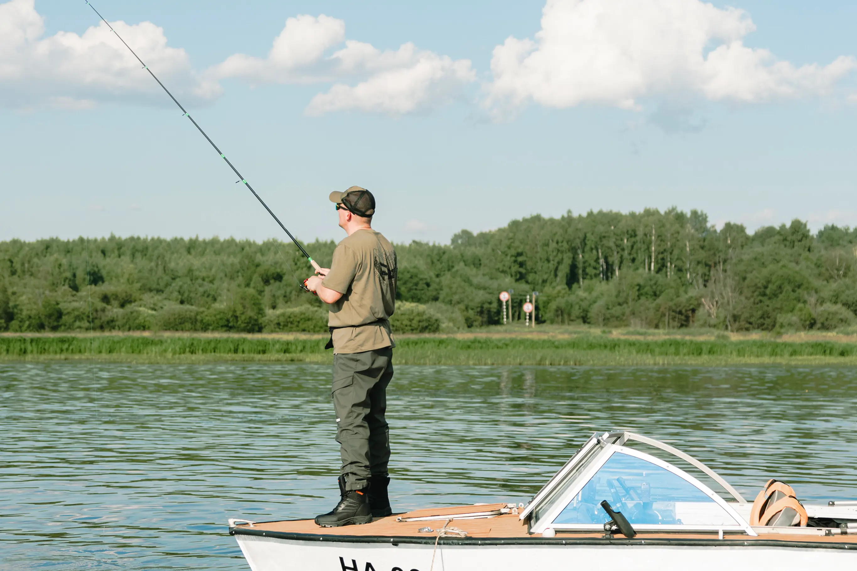 ловля судака в отвес