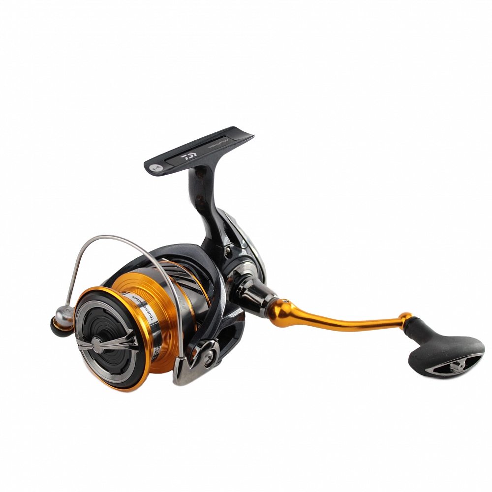 Катушка безынерционная DAIWA 19 REVROS LT 3000-C. Фото №4