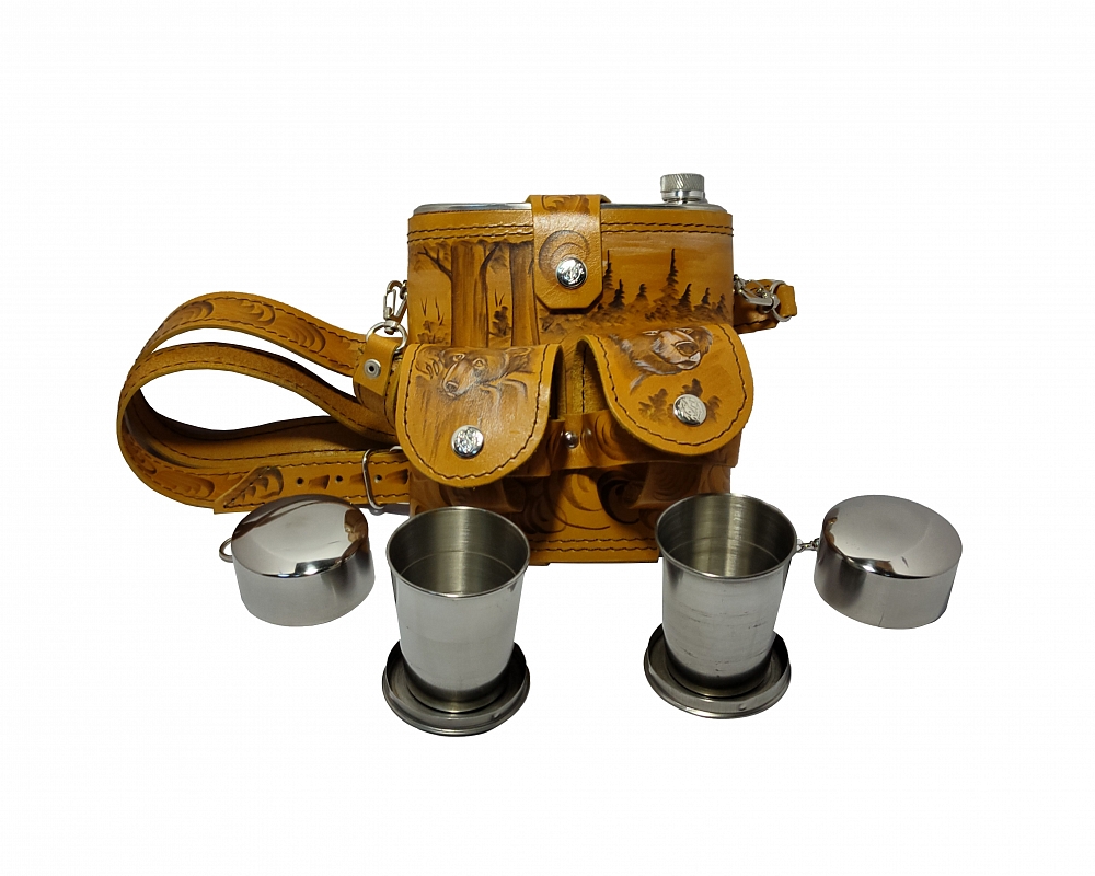 Фляжка 1л (в коже, на ремне 2 складных стакана) (ИП Кишурова). Фото №1