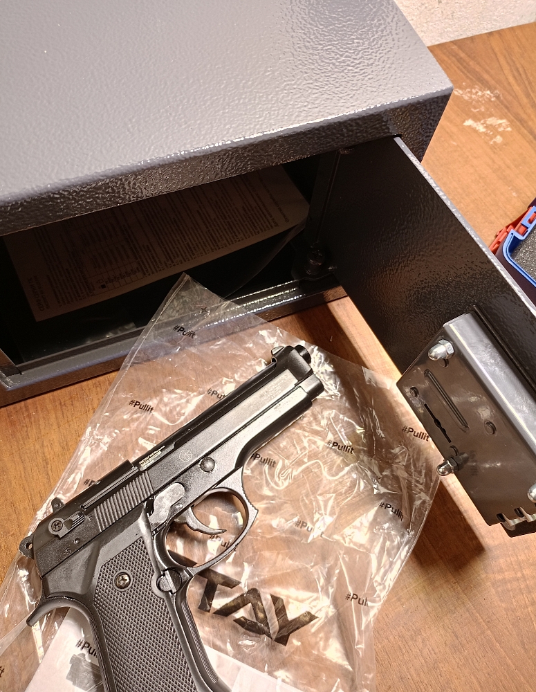 Роман Пашин