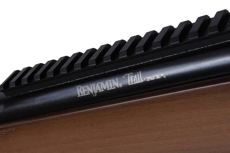 Винтовка пневматическая Crosman Trail NP 8-BT1K77WNP (NITRO, переломка, дерево, прицел 3-9х40), калибр 4,5 мм. Фото №11
