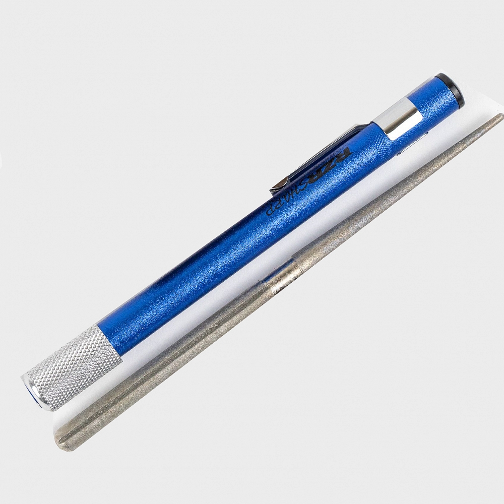 Точилка RZR-R2 в форме ручки. Фото №1